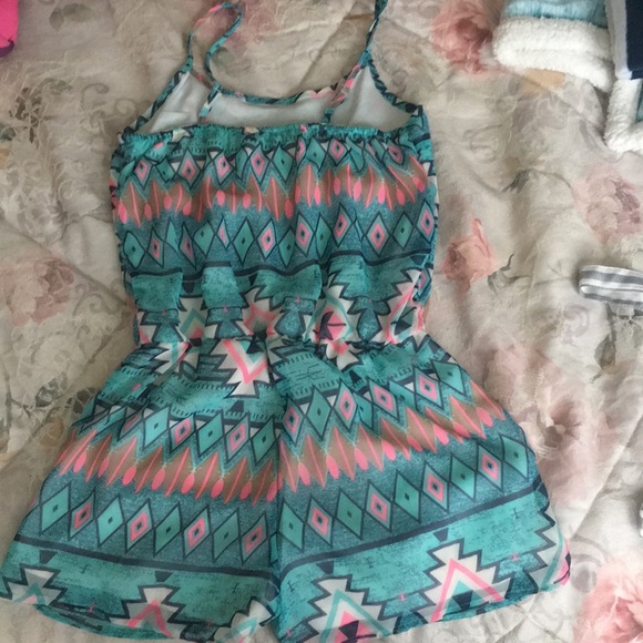 Aztec romper - Picture 2 of 3